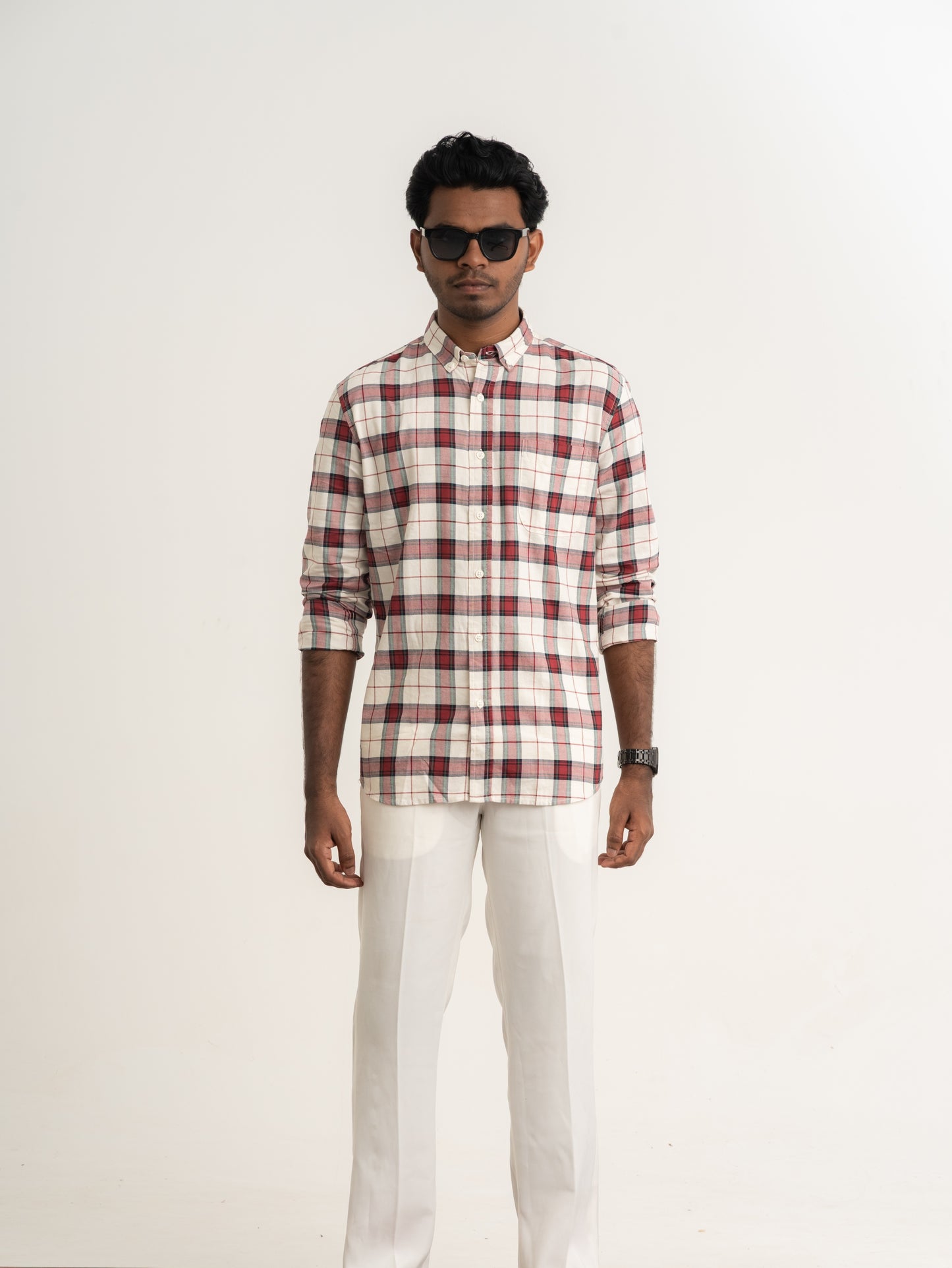 White & Red Oxford Casual – Stylish Checked Regular Fit